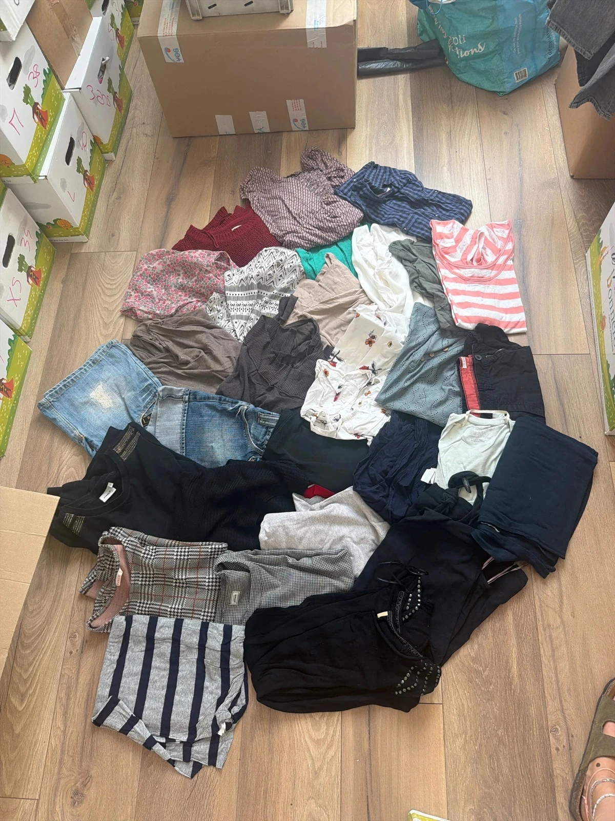 Lot 30 vêtements
